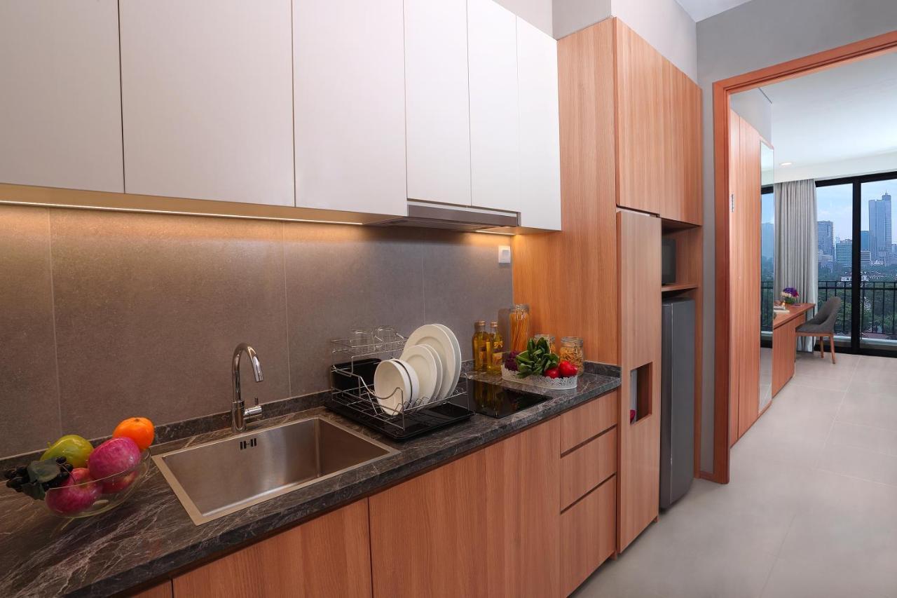 Citadines Gatot Subroto Jakarta Exteriör bild