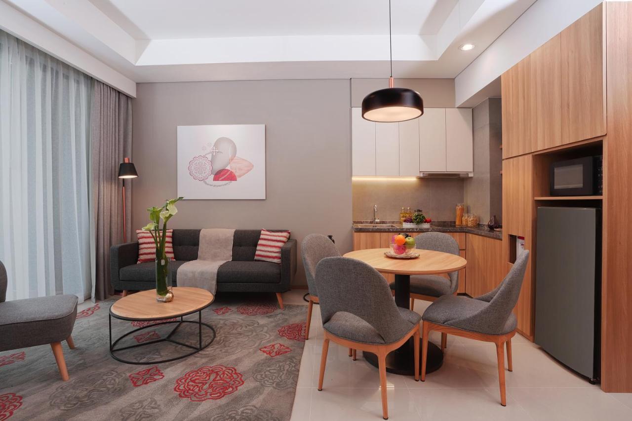 Citadines Gatot Subroto Jakarta Exteriör bild